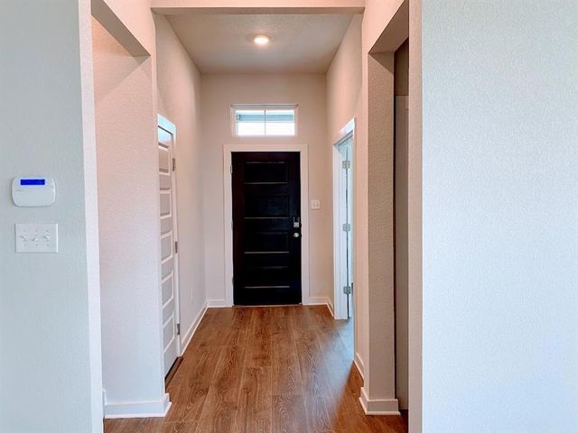 233 William Moon WAY, San Marcos, TX 78666