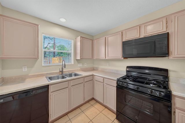 2530 Chestnut Mills Road, Houston, TX 77067