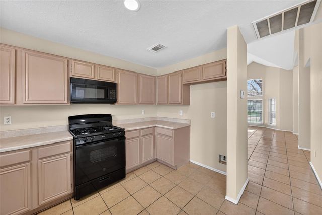 2530 Chestnut Mills Road, Houston, TX 77067