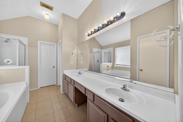 2530 Chestnut Mills Road, Houston, TX 77067