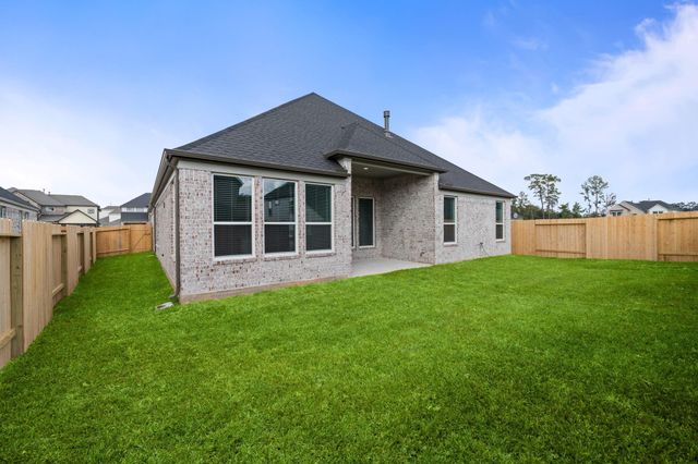 3212 Bushy Hawthorne Drive, Conroe, TX 77301