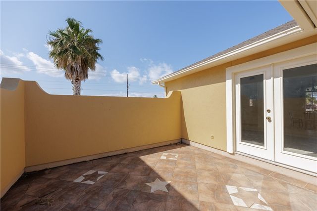 15526 Gypsy St, Corpus Christi, TX 78418