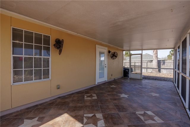 15526 Gypsy St, Corpus Christi, TX 78418