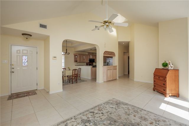 15526 Gypsy St, Corpus Christi, TX 78418