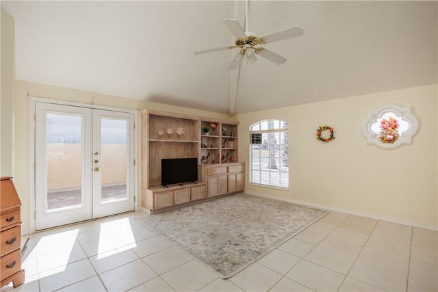 15526 Gypsy St, Corpus Christi, TX 78418