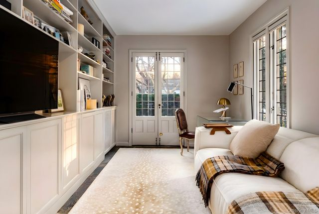 4 Laurel Avenue, Mount Vernon, NY 10552