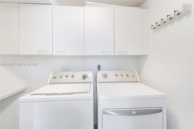300 S Pointe Dr 405, Miami Beach, FL 33139