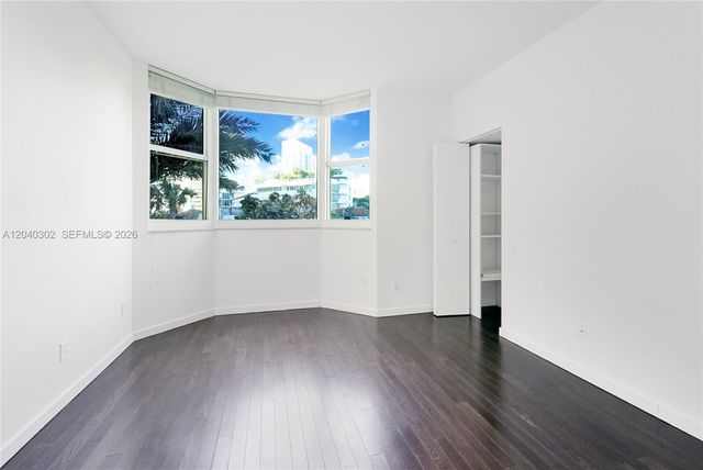 300 S Pointe Dr 405, Miami Beach, FL 33139