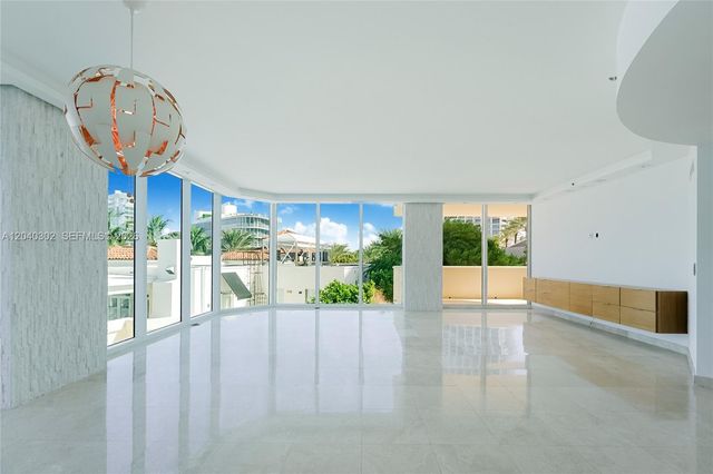 300 S Pointe Dr 405, Miami Beach, FL 33139