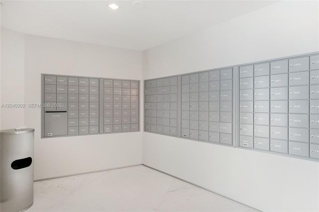 300 S Pointe Dr 405, Miami Beach, FL 33139