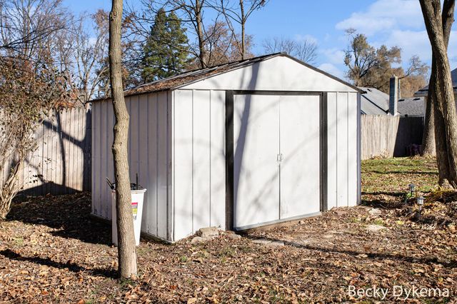 5738 Mount Vernon Avenue, Portage, MI 49024