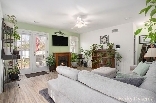 5738 Mount Vernon Avenue, Portage, MI 49024