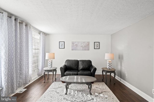 506 FAIRVIEW RD, Medford, NJ 08055