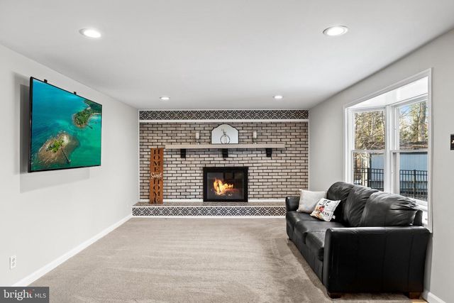 506 FAIRVIEW RD, Medford, NJ 08055