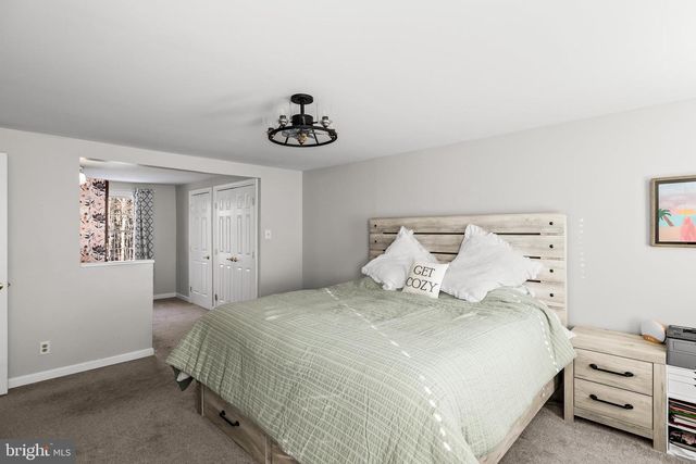 506 FAIRVIEW RD, Medford, NJ 08055