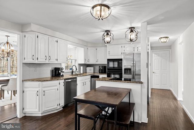 506 FAIRVIEW RD, Medford, NJ 08055