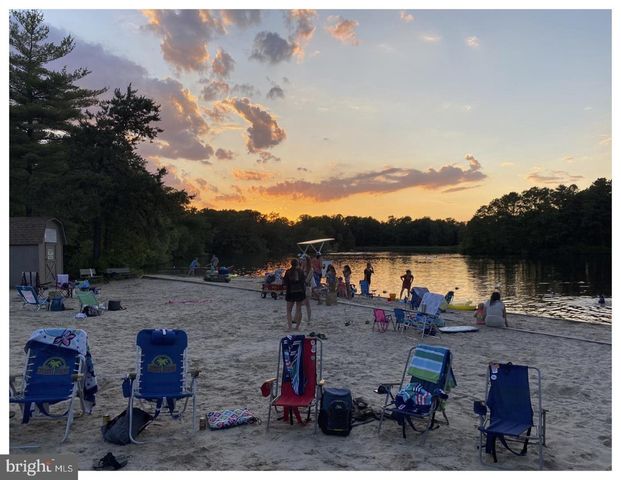 506 FAIRVIEW RD, Medford, NJ 08055