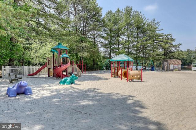 506 FAIRVIEW RD, Medford, NJ 08055