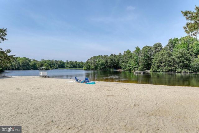 506 FAIRVIEW RD, Medford, NJ 08055