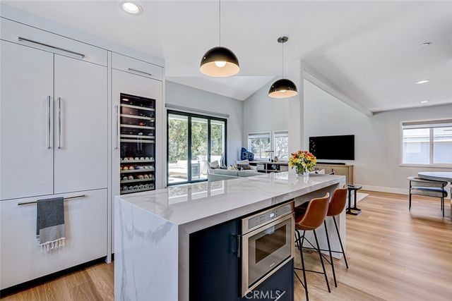 527 Avenue C, Redondo Beach, CA 90277