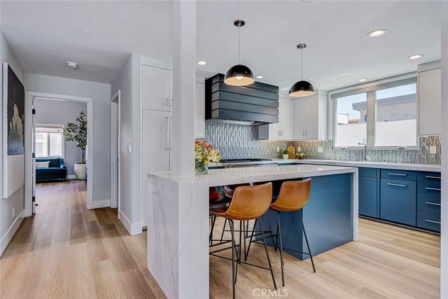 527 Avenue C, Redondo Beach, CA 90277