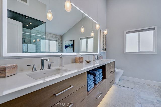 527 Avenue C, Redondo Beach, CA 90277