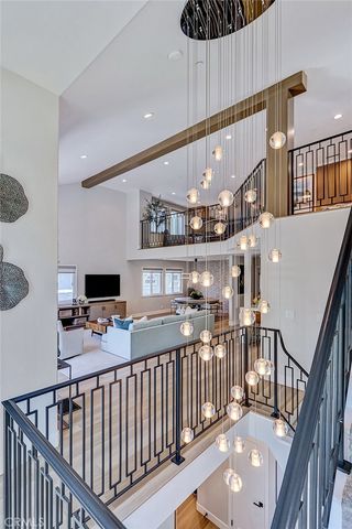 527 Avenue C, Redondo Beach, CA 90277