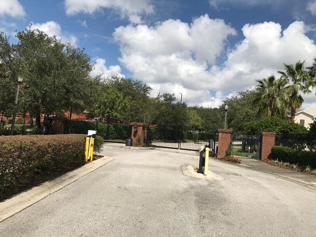 7104 STONELION Circle, Jacksonville, FL 32256