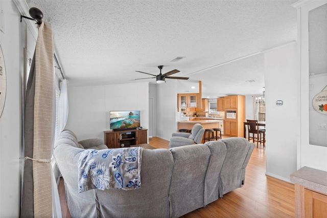 18 FLORENCE BOULEVARD, Debary, FL 32713