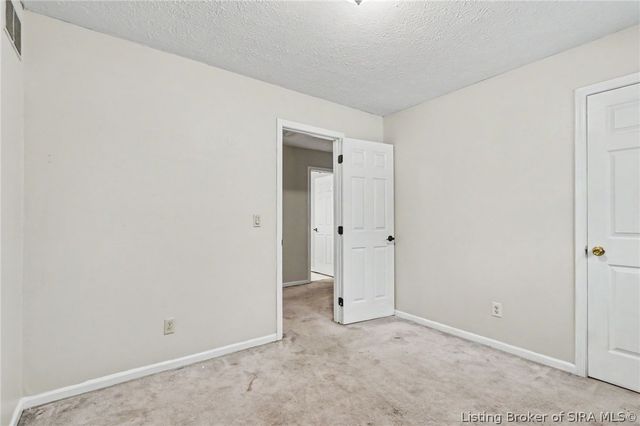3317 Saddlewood Court, New Albany, IN 47150