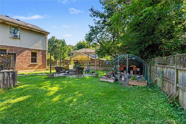 3317 Saddlewood Court, New Albany, IN 47150