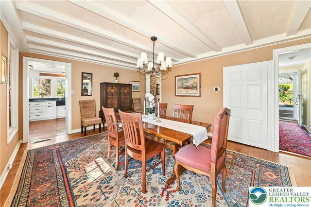 1720 Molasses, Springfield Twp, PA 18951