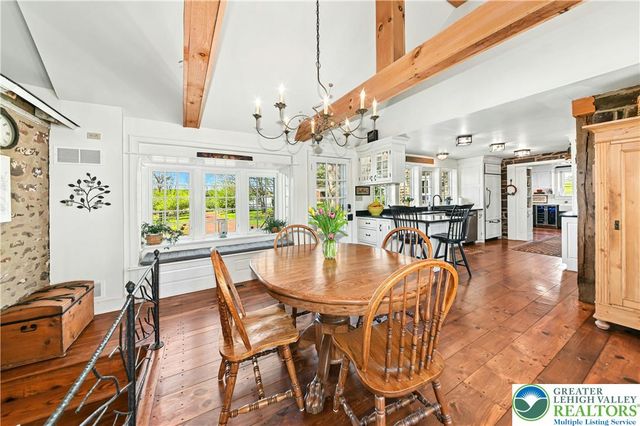 1720 Molasses, Springfield Twp, PA 18951