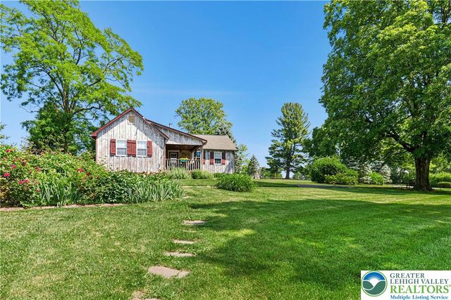 1720 Molasses, Springfield Twp, PA 18951