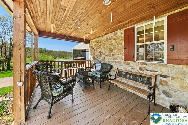 1720 Molasses, Springfield Twp, PA 18951