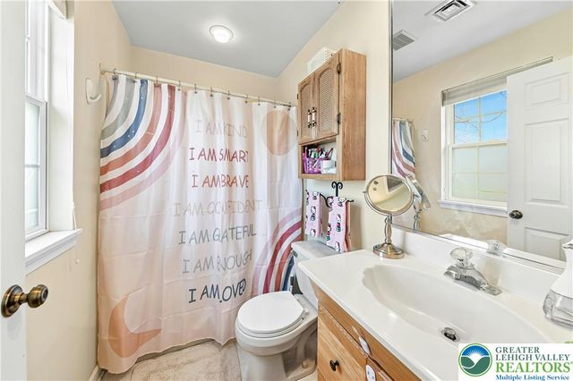 1720 Molasses, Springfield Twp, PA 18951