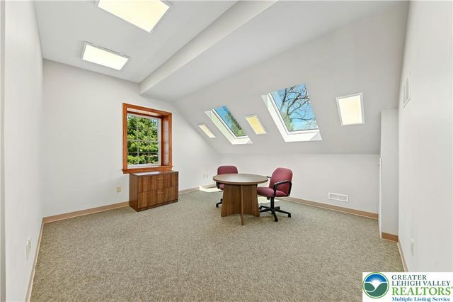 1720 Molasses, Springfield Twp, PA 18951