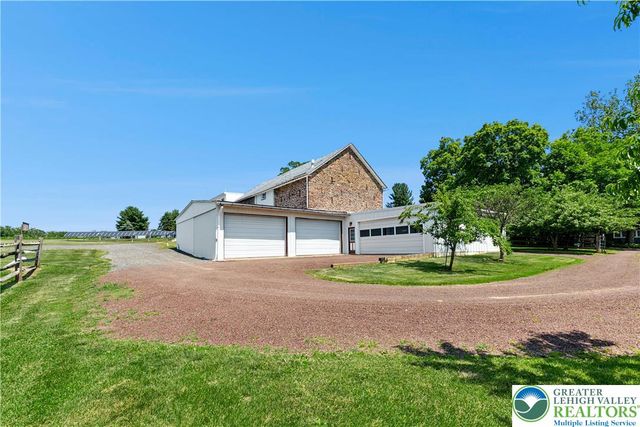 1720 Molasses, Springfield Twp, PA 18951