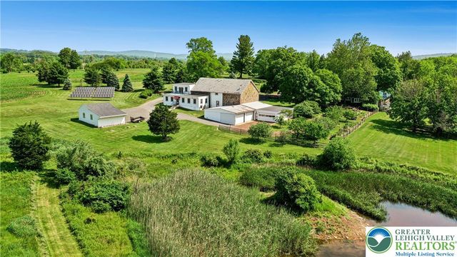 1720 Molasses, Springfield Twp, PA 18951