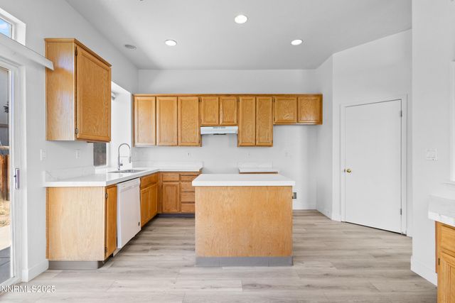 7366 Grand Island Drive, Sparks, NV 89436