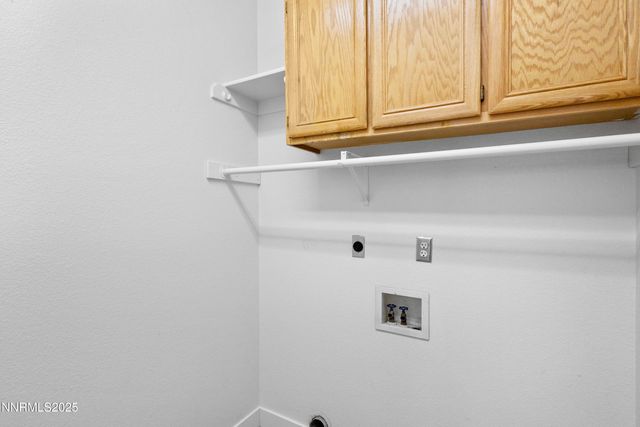 7366 Grand Island Drive, Sparks, NV 89436