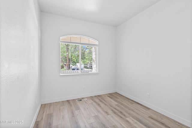 7366 Grand Island Drive, Sparks, NV 89436