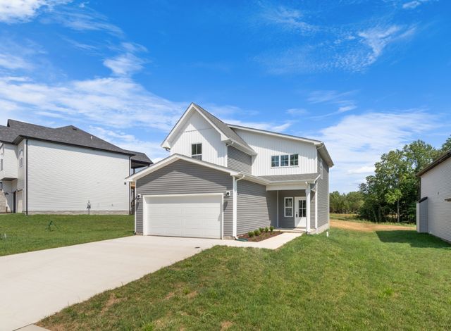 1192 Boulder Pass Rd, Clarksville, TN 37040