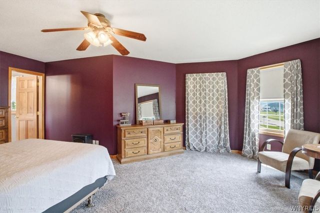 4687 John Michael, Hamburg, NY 14075