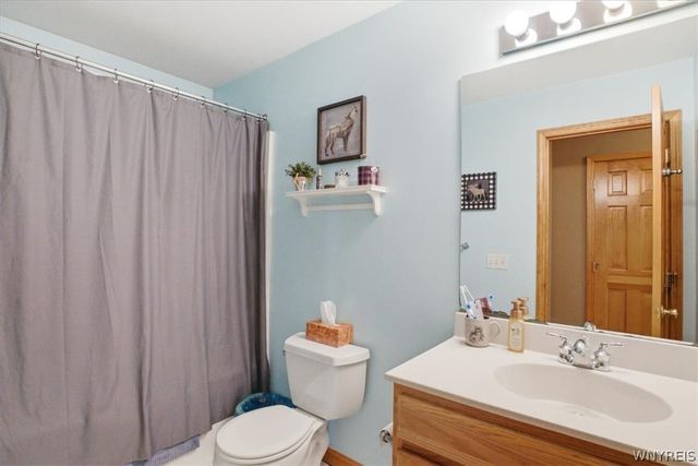 4687 John Michael, Hamburg, NY 14075