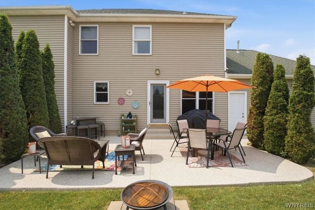 4687 John Michael, Hamburg, NY 14075
