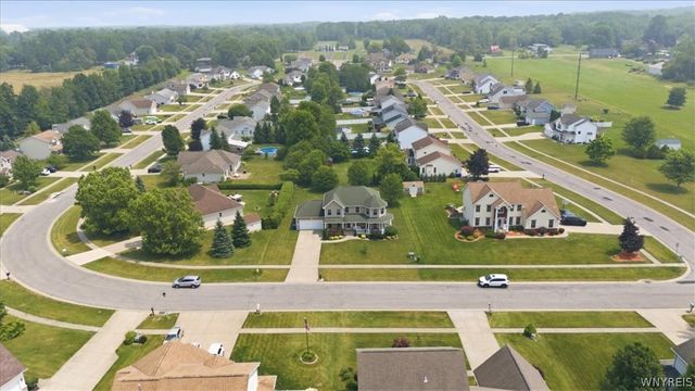 4687 John Michael, Hamburg, NY 14075