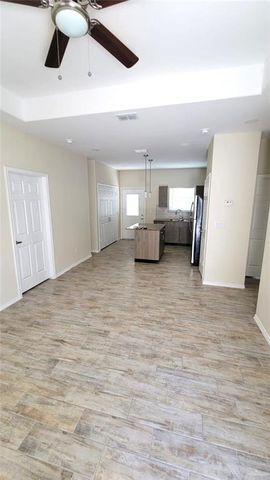 5001 N Hiawatha Drive 4, Pharr, TX 78577