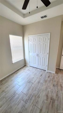 5001 N Hiawatha Drive 4, Pharr, TX 78577