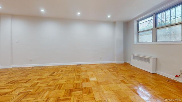 66-15 Thornton Place L4, Rego Park, NY 11374